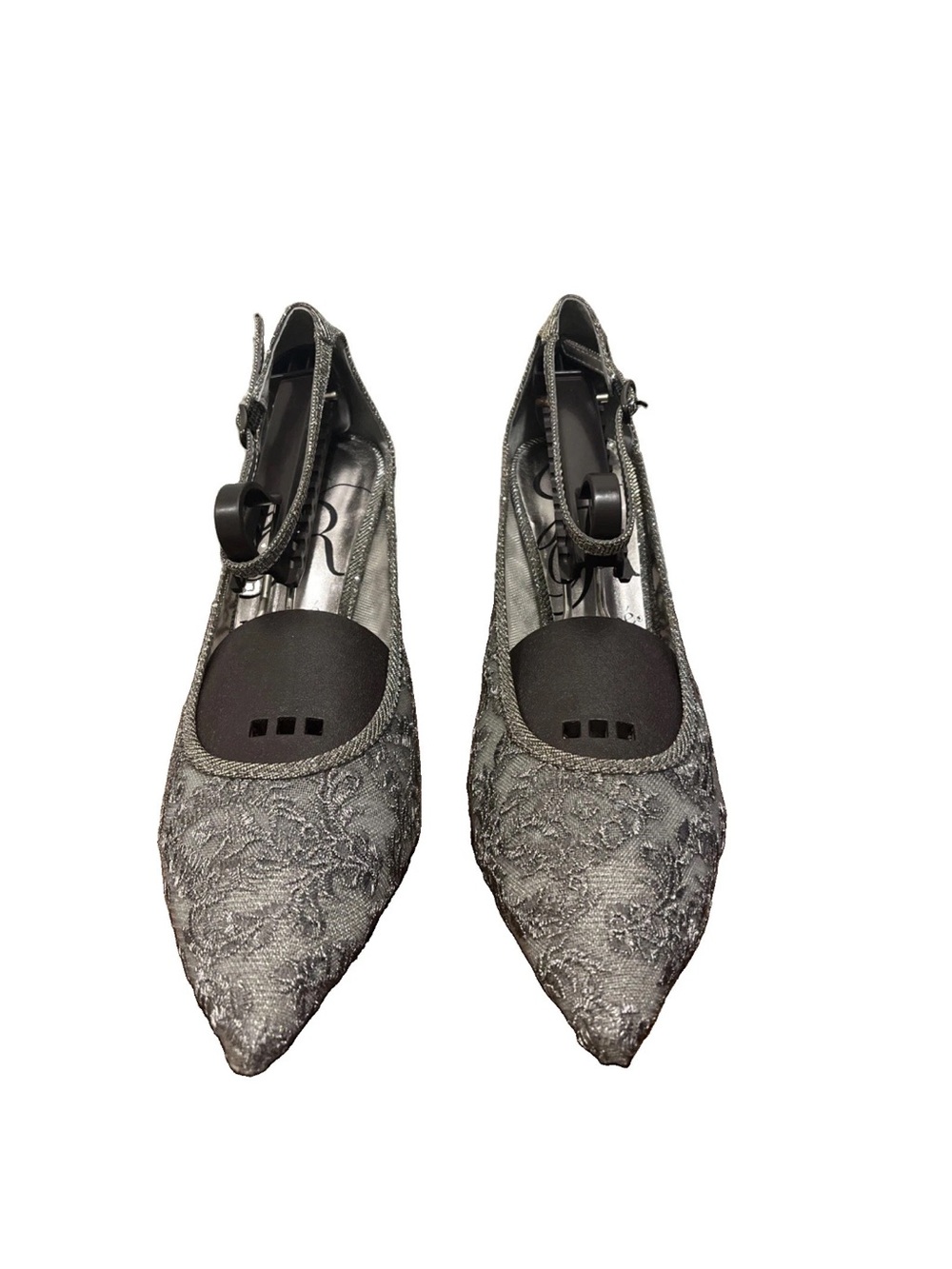 J.Renee Silver Lace Pointed Slingback Heels Sz 8M great for wedding